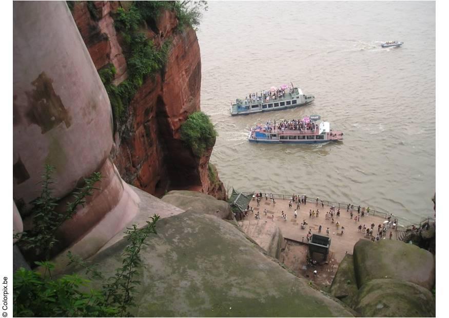 Foto budha leshan