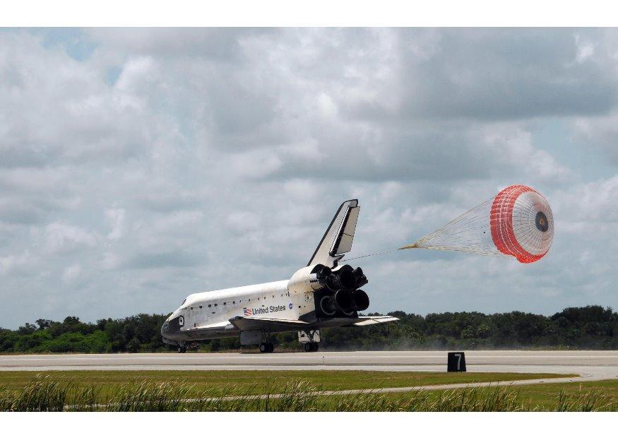 Foto landung des space shuttle