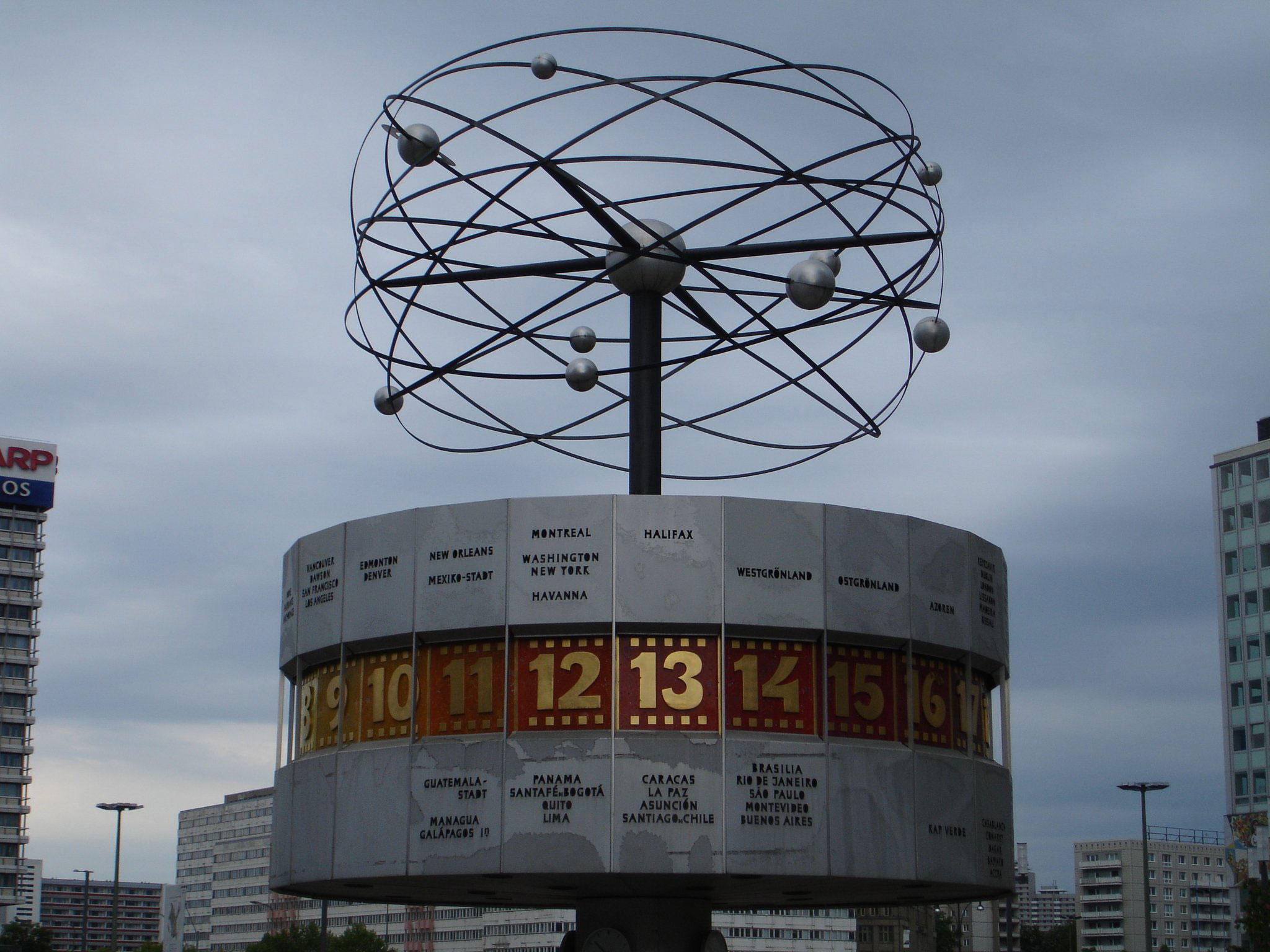 Foto weltuhr berlin